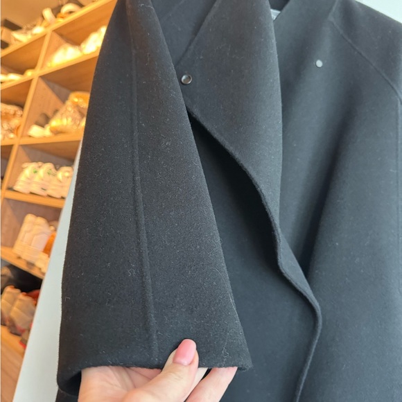 Vince coat . - Picture 3 of 6